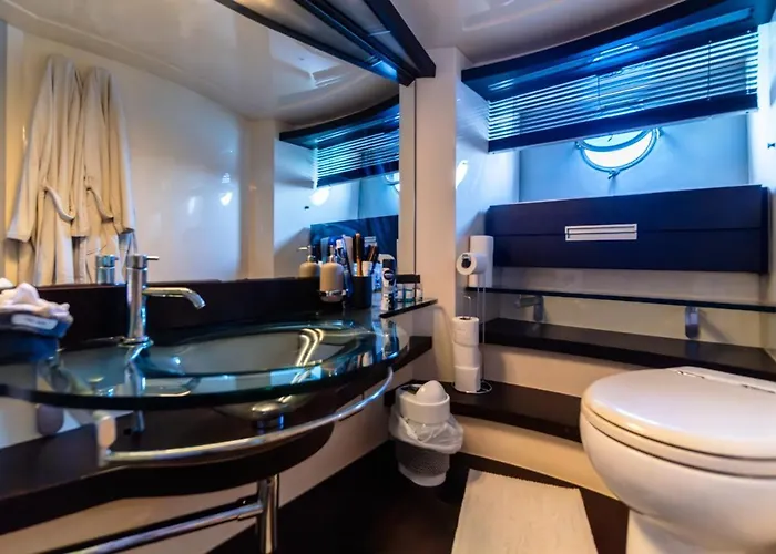 Samtek Båthotell Istanbul